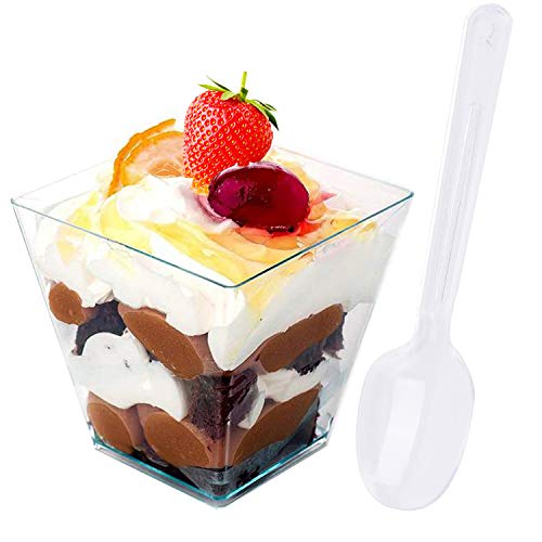 Gxhong 50 Stück Desserttassen, 5.5 OZ 160ML Desserttassen aus Kunststoff mit 50 Stück Suppenlöffel, Wiederverwendbar Plastik Dessertbecher für Mousse Pudding Eiscreme Food Dessert Party