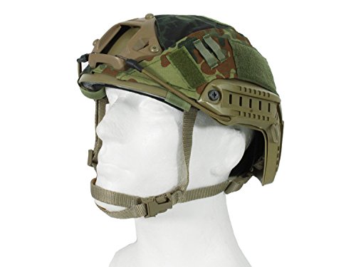 BEGADI Helmbezug für Fast Helme, mit Aussparung für Optik/NSG Montage - Flecktarn