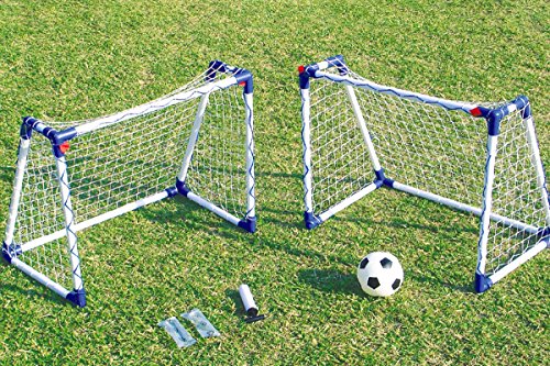 OUTDOOR PLAY | PRO Kinder Fußballtor Set mit Zwei Kunststoff Toren, Softball und Ballpumpe, aus uPVC Kunststoff, stabil und wetterfest, sicher für Kinder